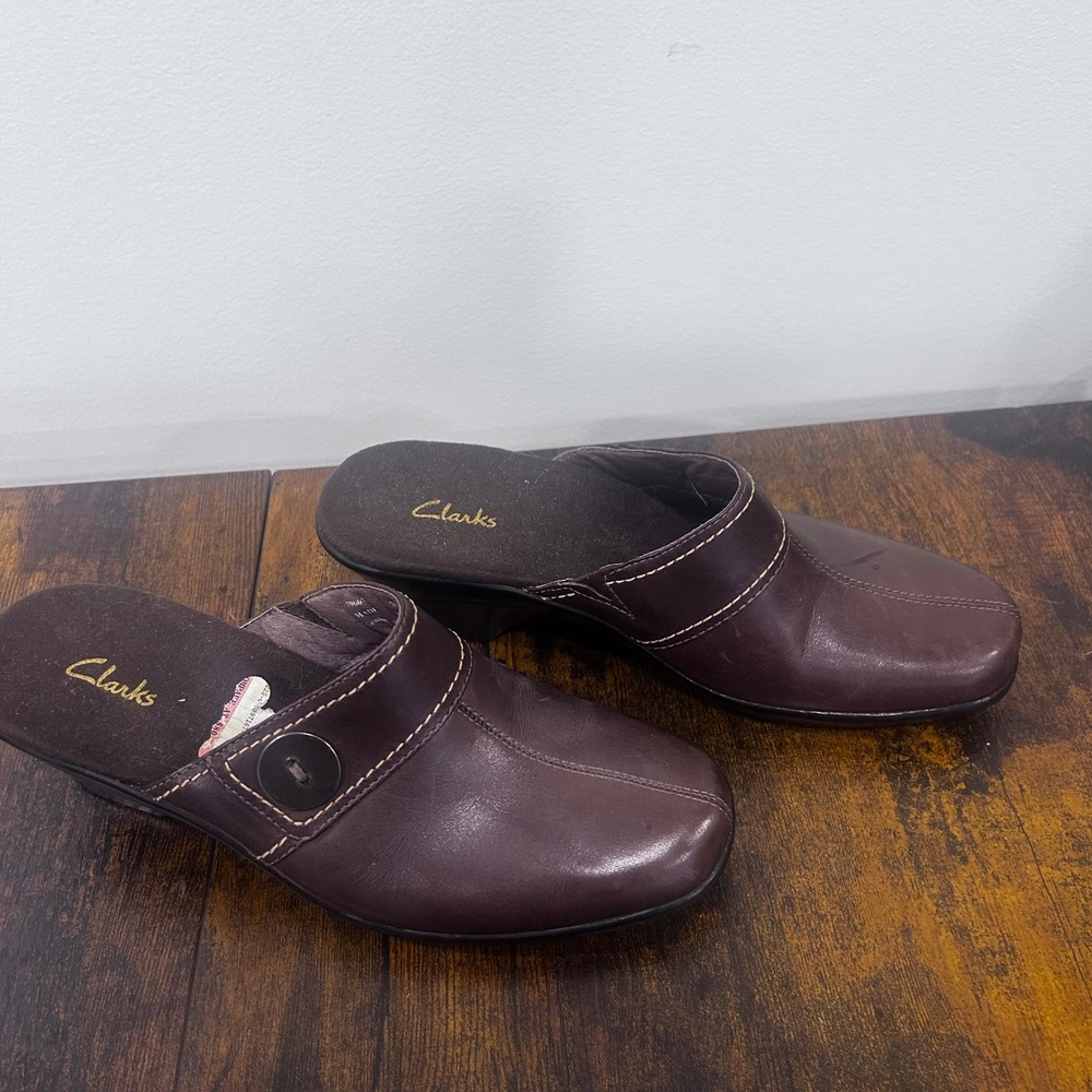 Clarks Womens Brown Leather Mules Wedge Slip On Clogs Button Detail 7M 79667